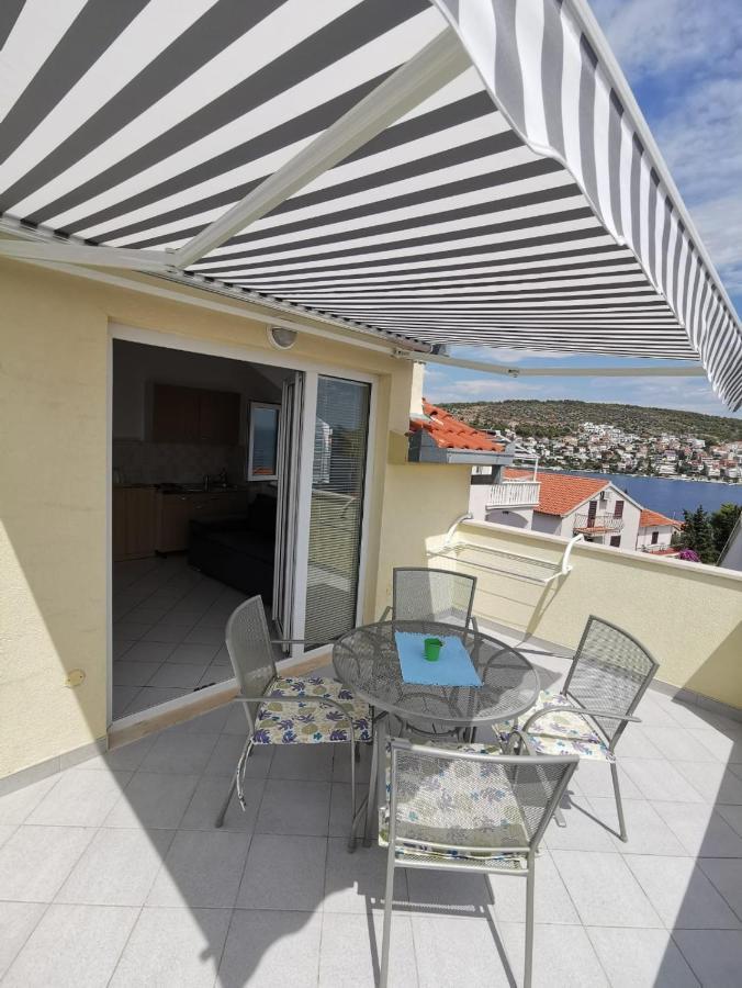 Apartments Vito Trogir Exterior photo